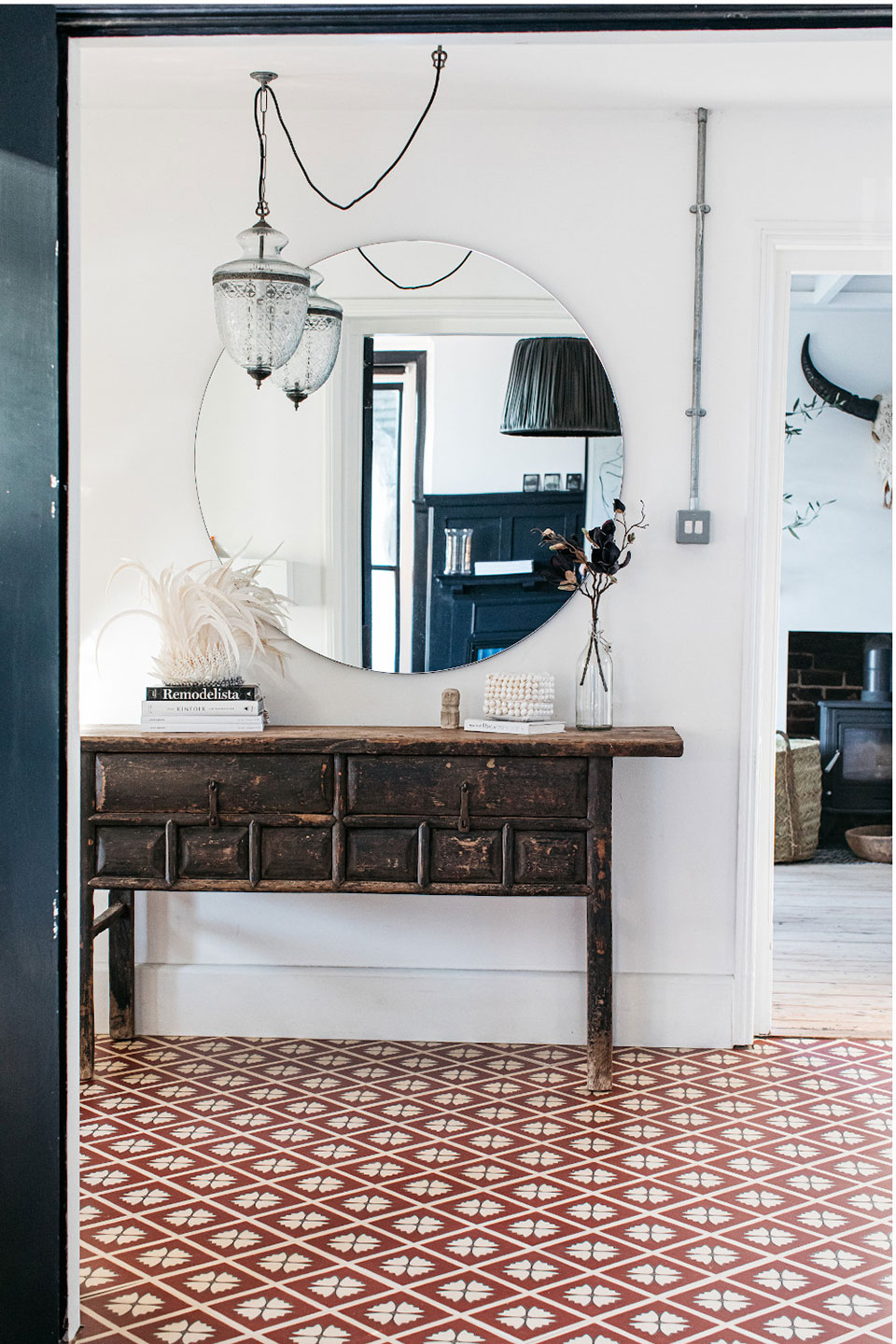 terracotta-hallway-pattern-flooring-kitchen